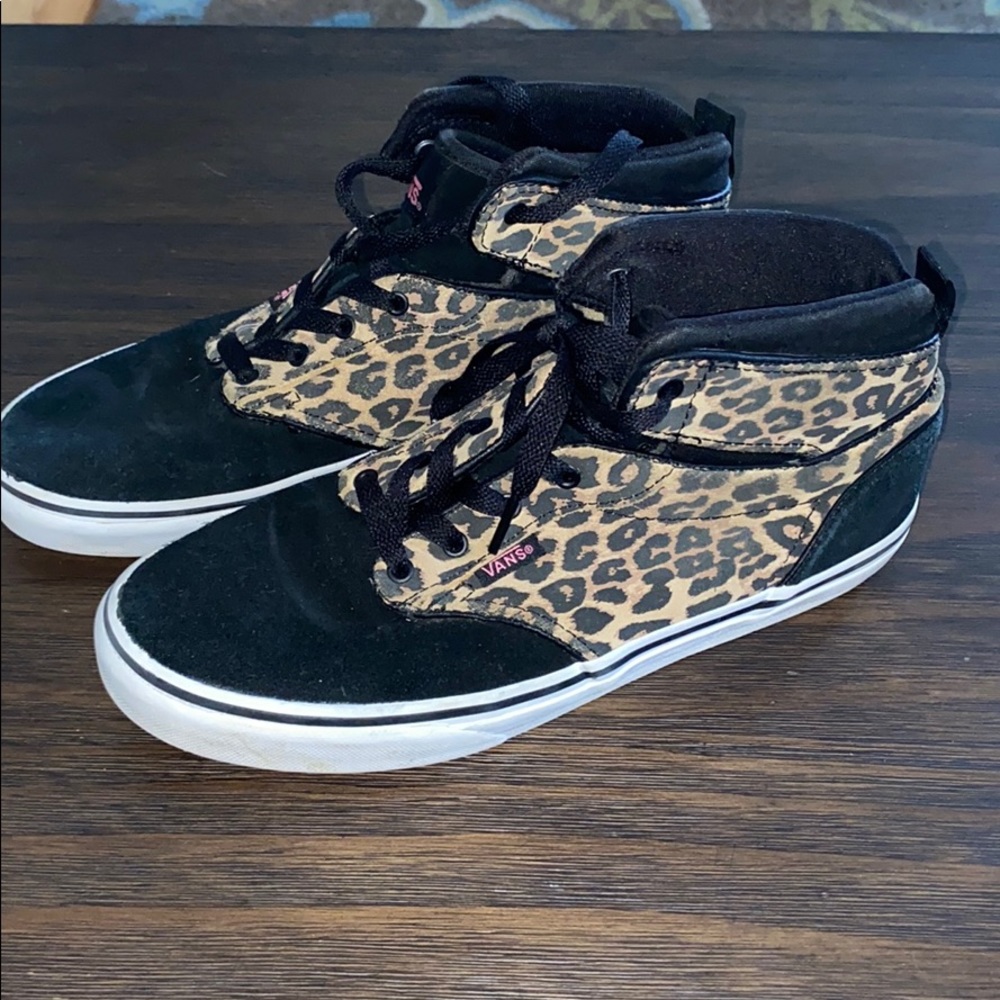 Vans high top Leopard print 5.5Y